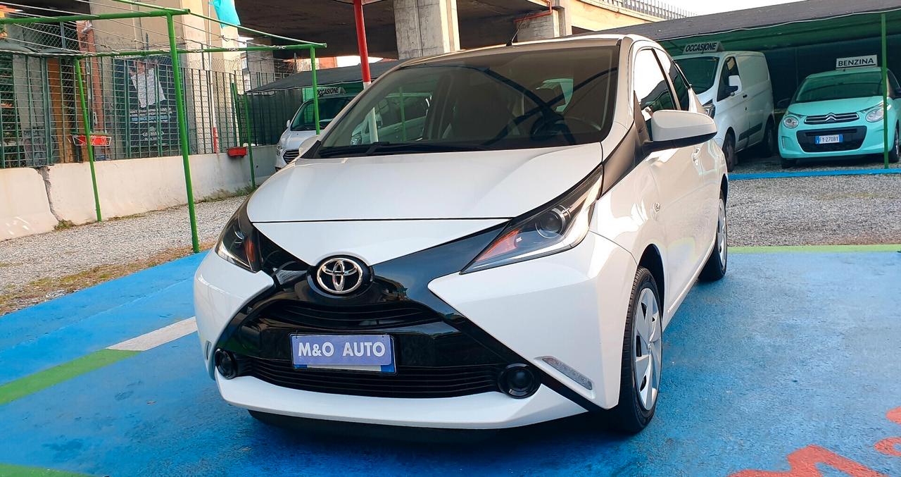 TOYOTA AYGO ANNO 2015 1.0 BENZINA KM 78 MILA EURO 6/B