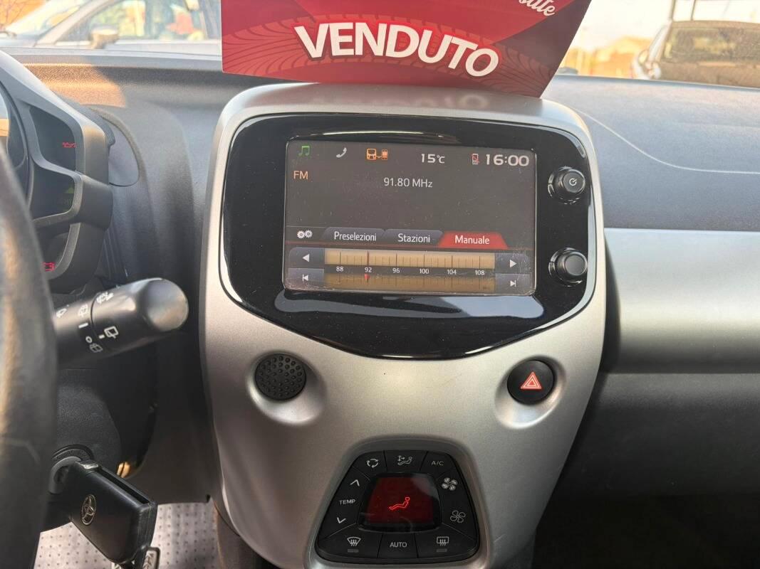 Toyota Aygo 1.0 x-pure 5p