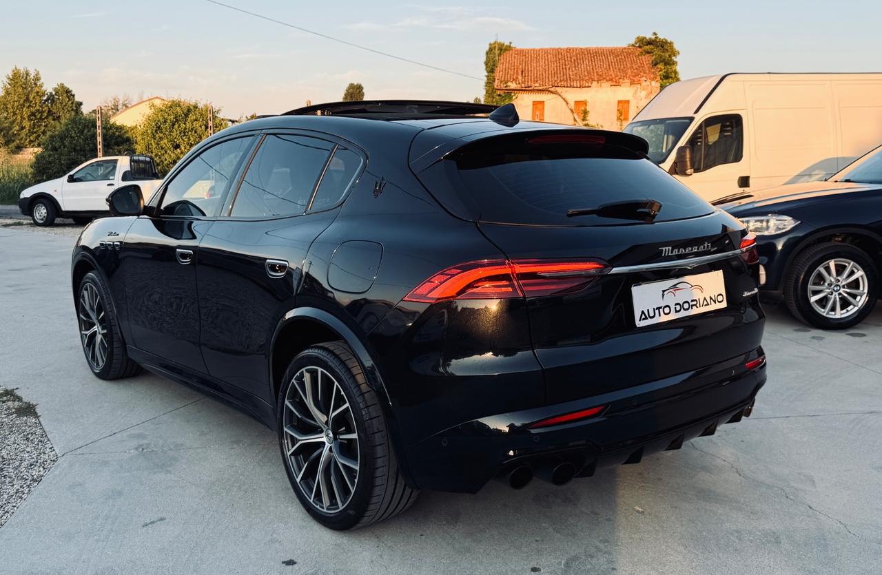 Maserati Grecale MHEV 330 CV AWD Modena