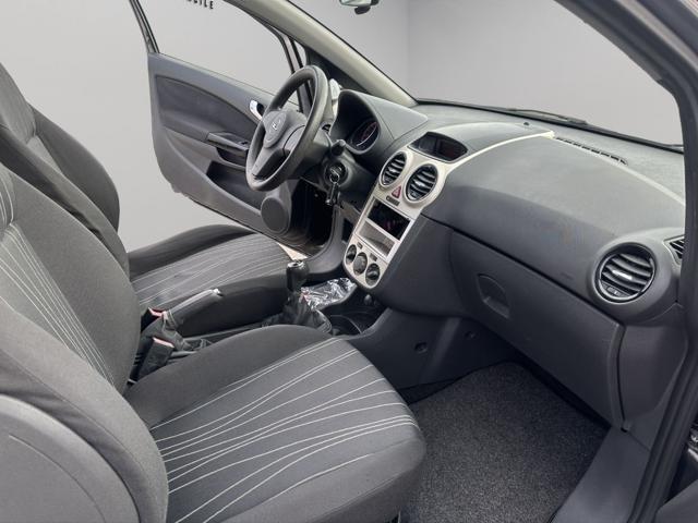 OPEL Corsa 1.2 3 porte Club