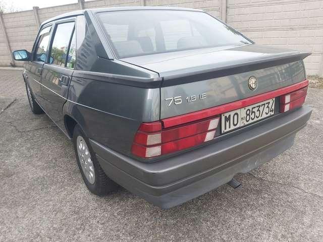 Alfa Romeo 75 1.8 ie