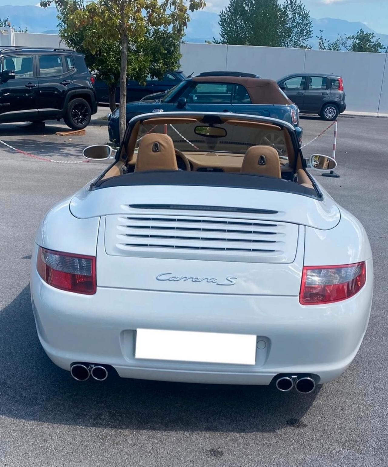 Porsche 911 Carrera S Cabriolet
