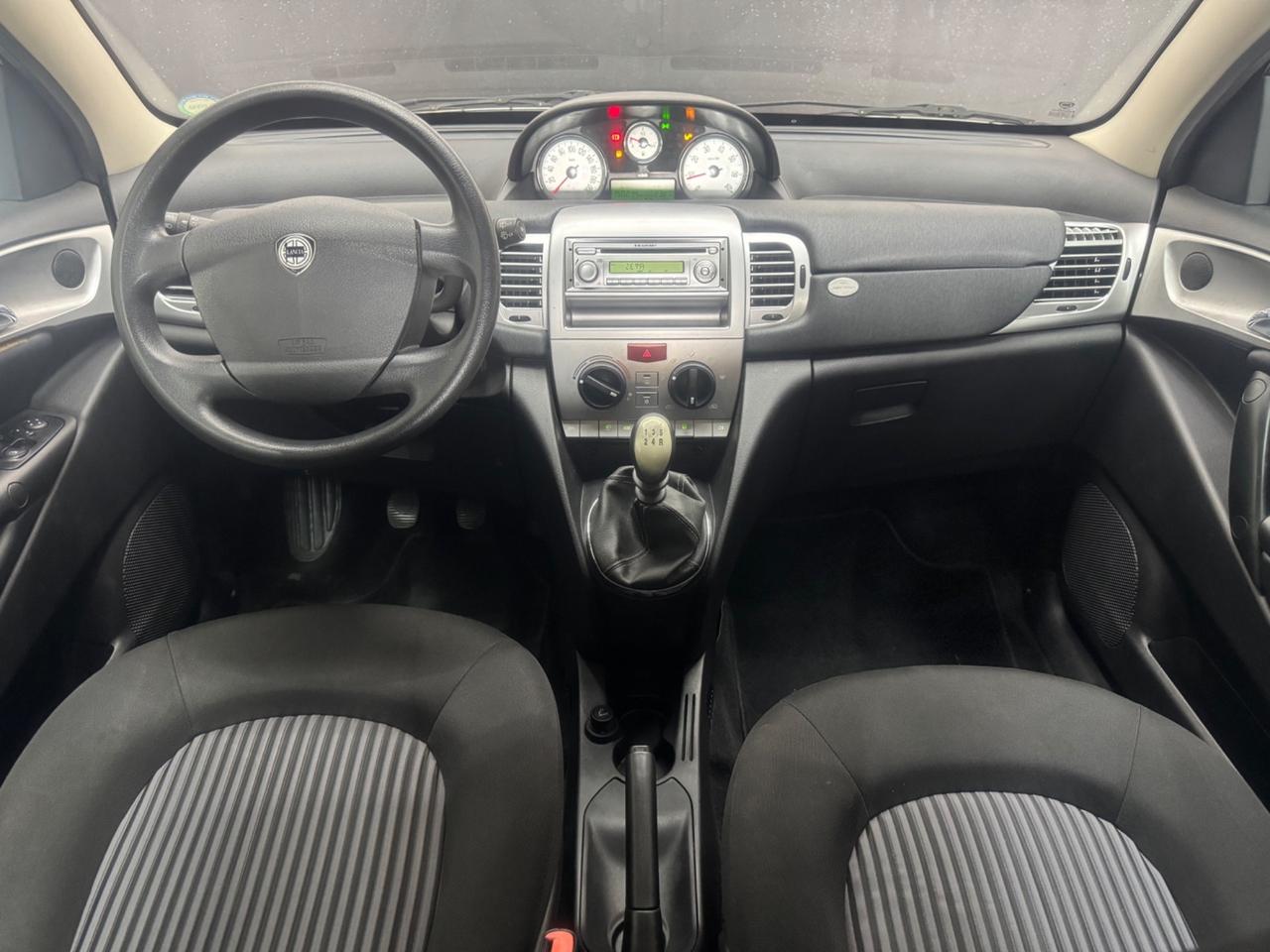 Lancia Ypsilon 1.2 Benzina ADATTA NEOPATENTATI