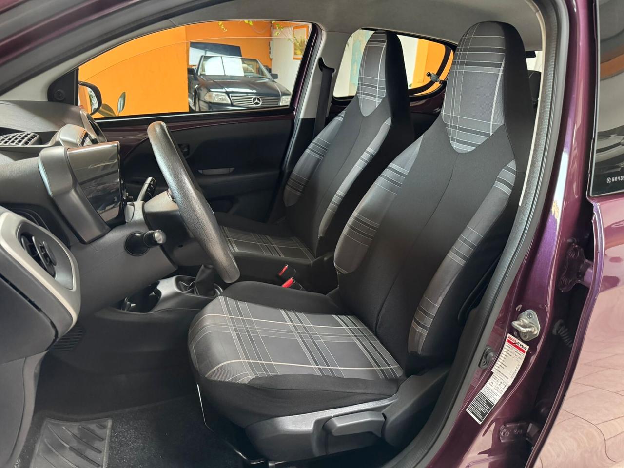 Peugeot 108 VTi 68 5 porte Allure TOP!