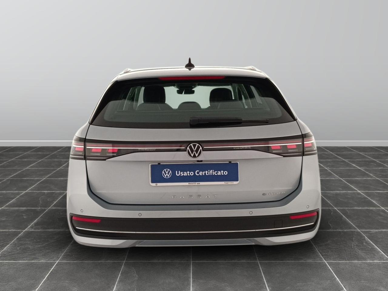 Volkswagen Passat 1.5 tsi ehybrid 204cv business dsg