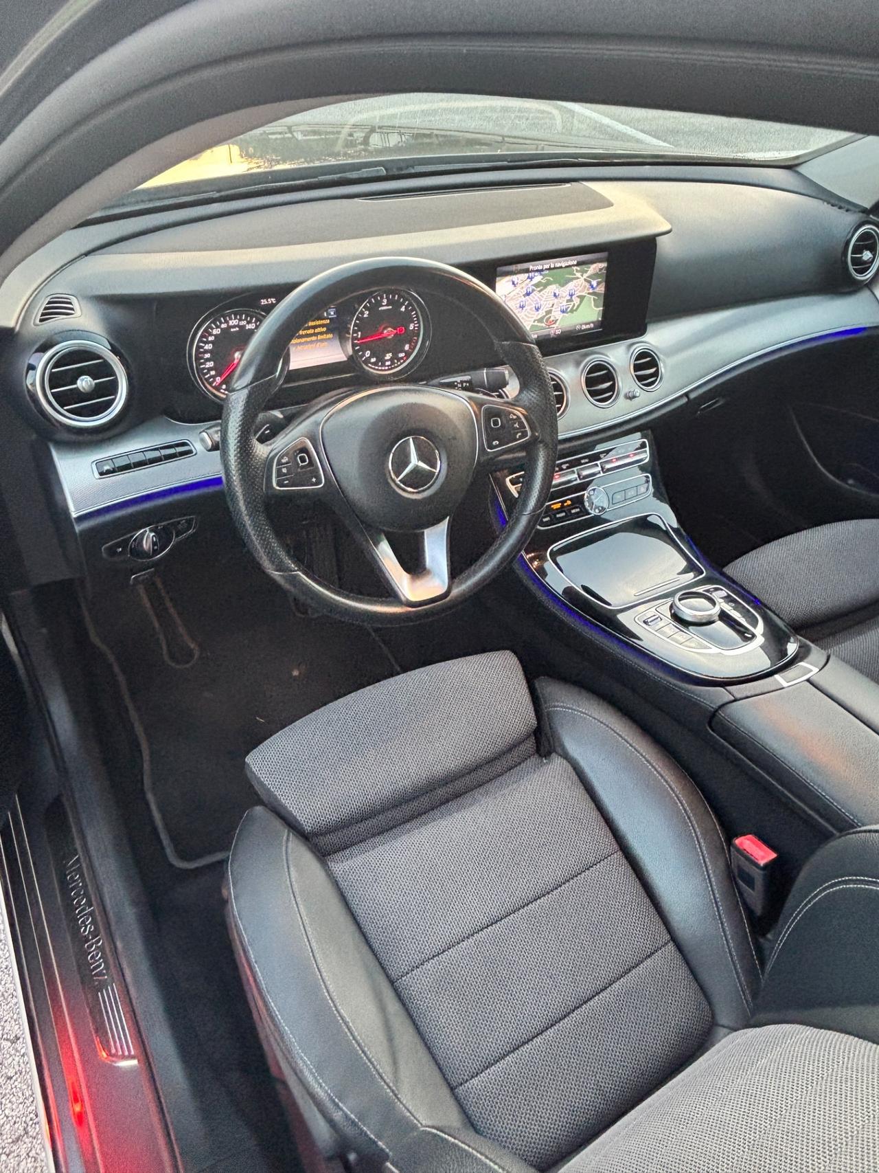 Mercedes-benz E 220 Business Sport