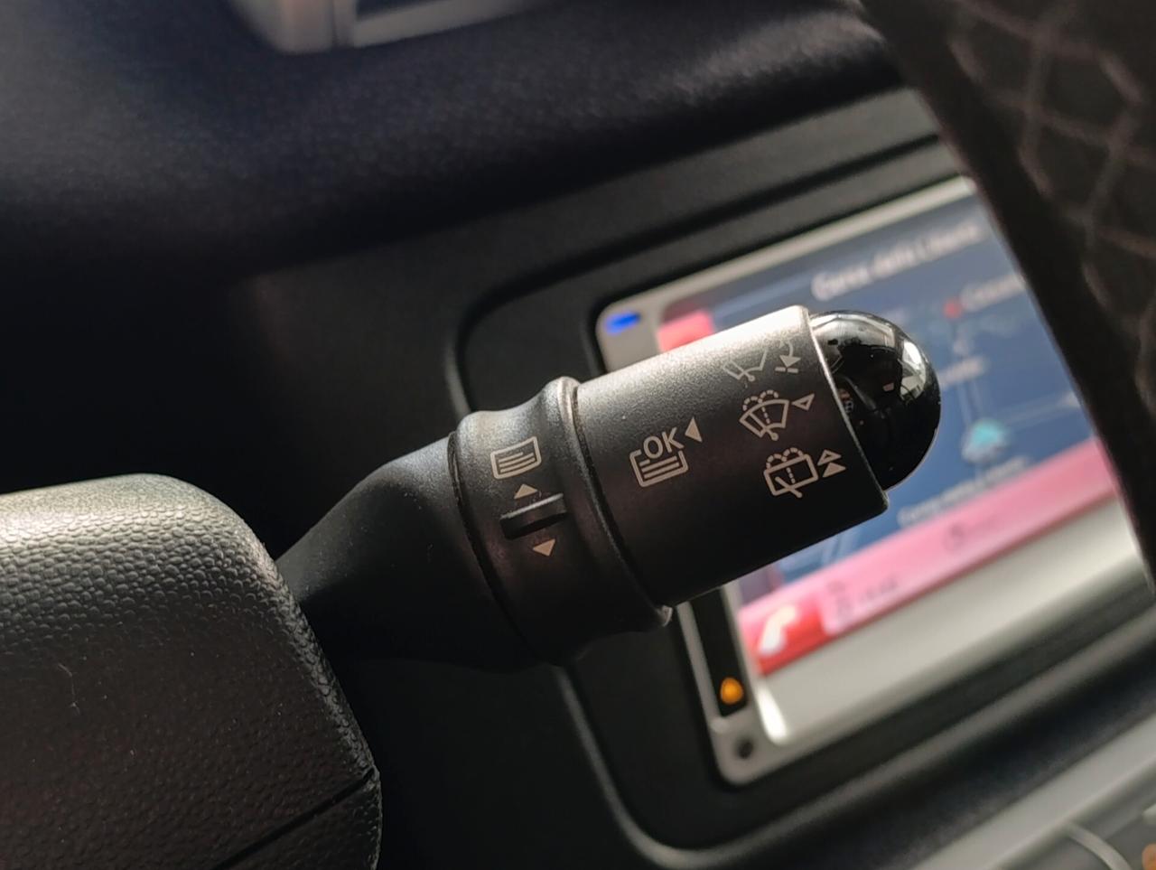 Smart ForTwo 1.0 71cv MHD SERVOSTERZO/Navi/Full