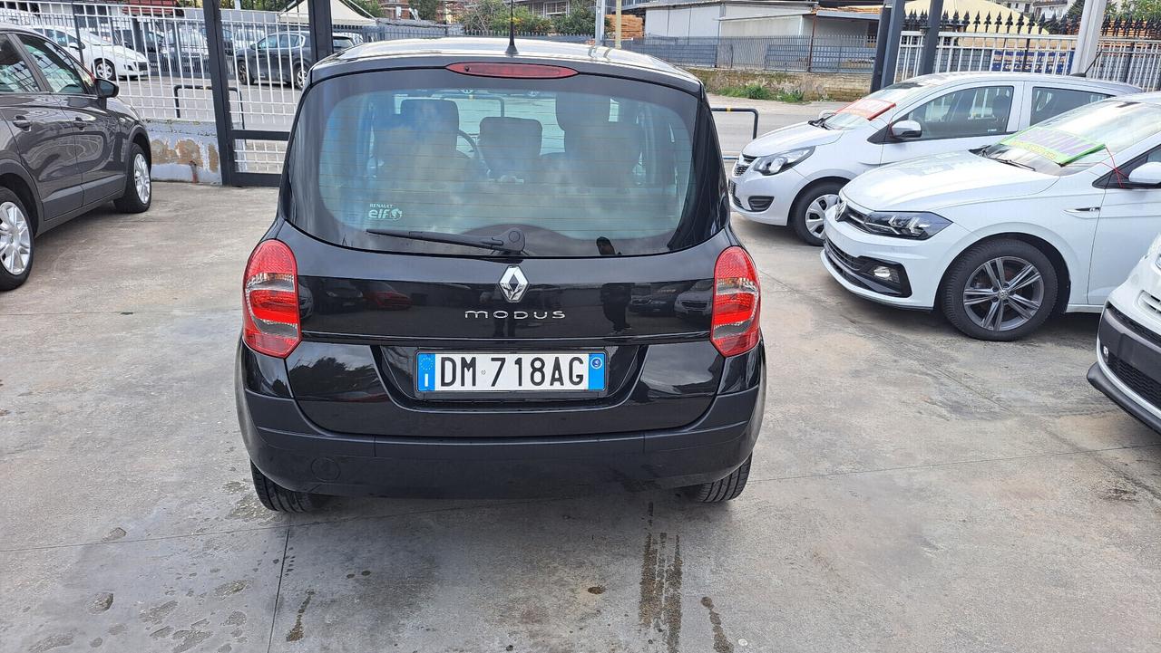 Renault Modus Grand Modus 1.2 16V TCE