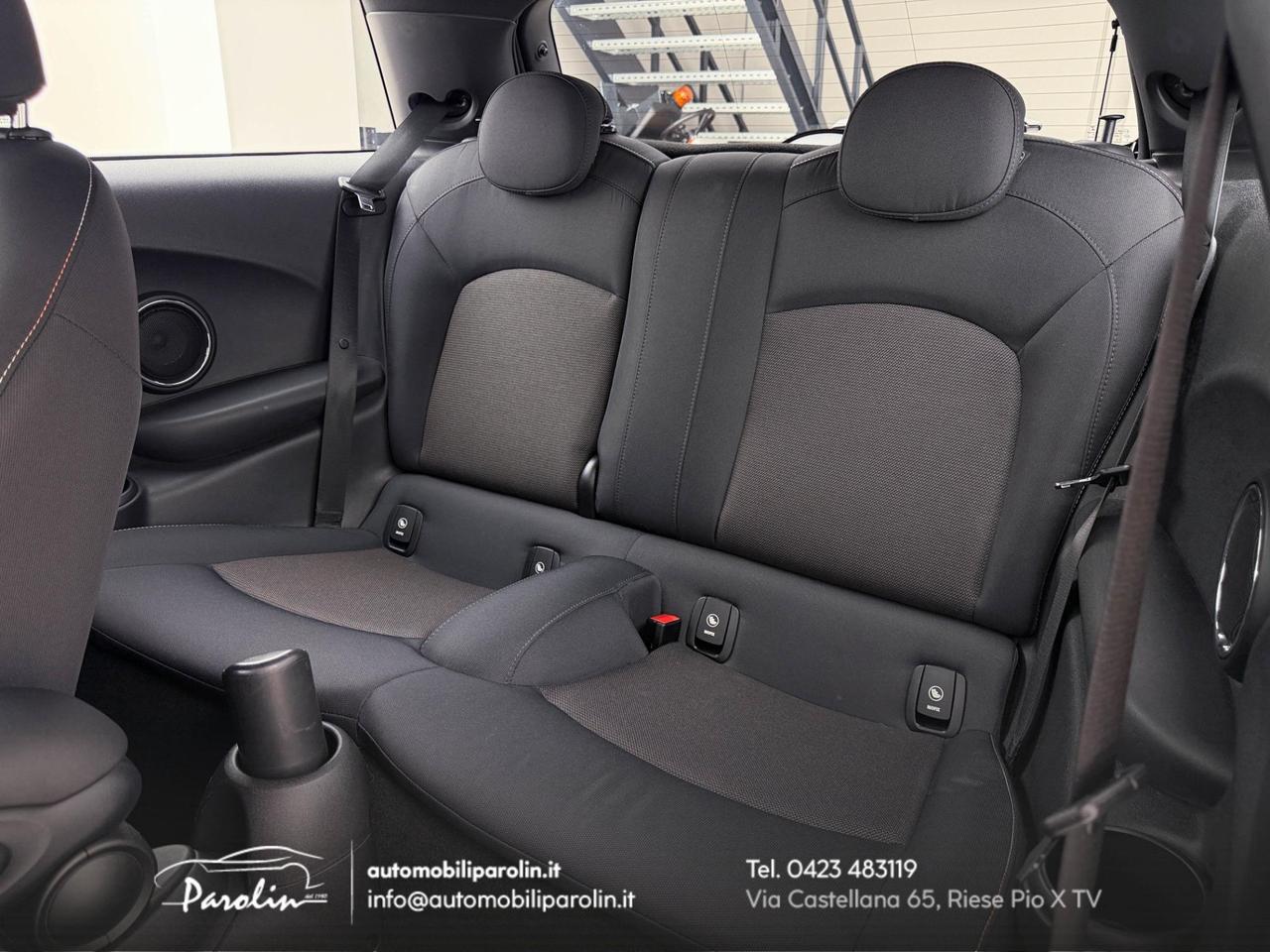 Mini 3 Porte Cooper D 1.5 DCT LED-Navi-Cruise-16''