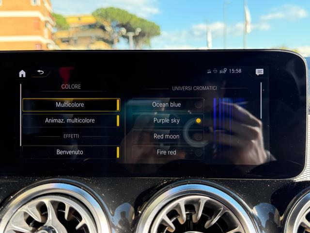 MERCEDES-BENZ GLB 180 d Automatic Business Extra SPORT (7 POSTI)