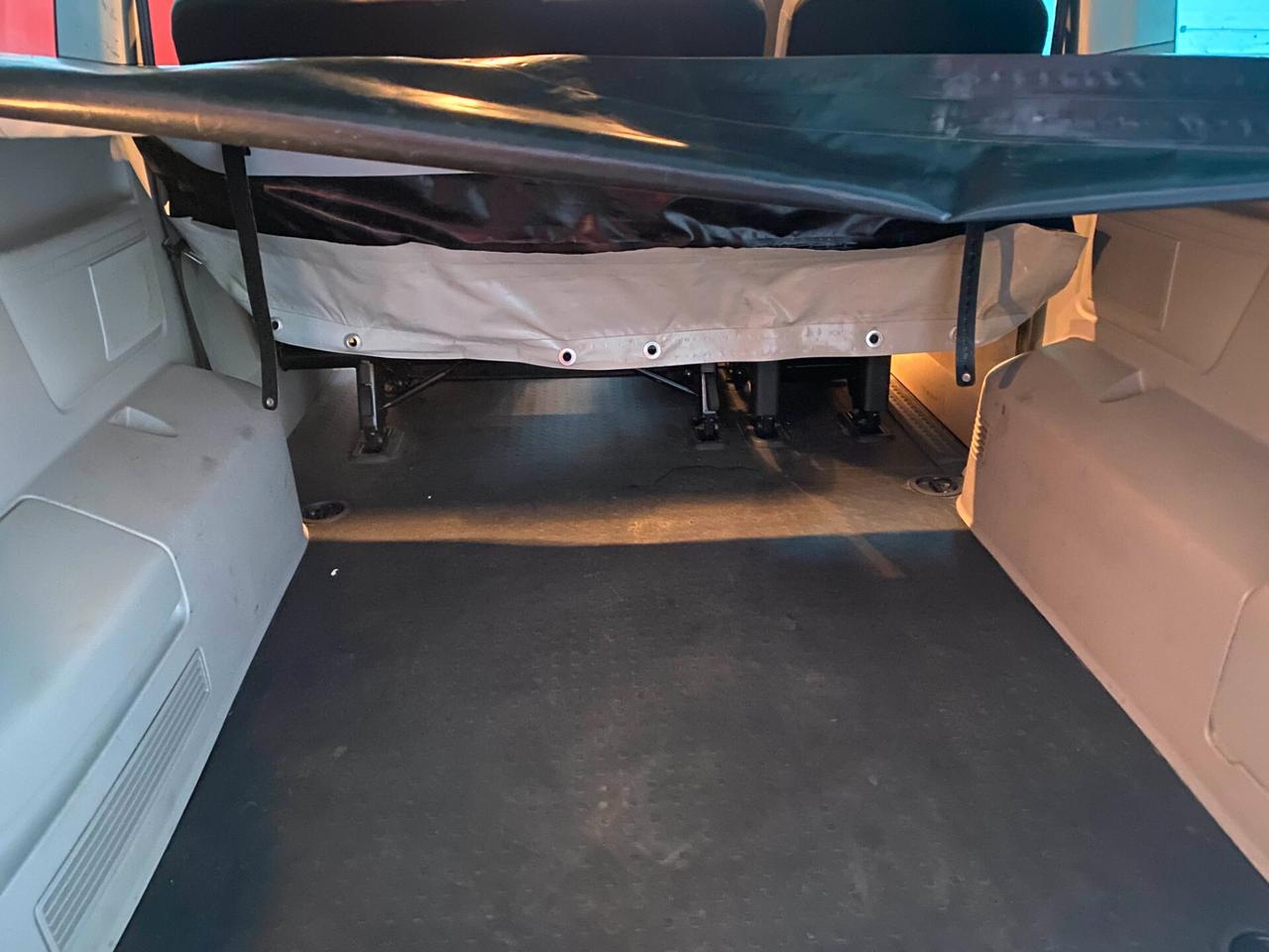 Volkswagen Transporter 2.0 TDI PC Kombi T6