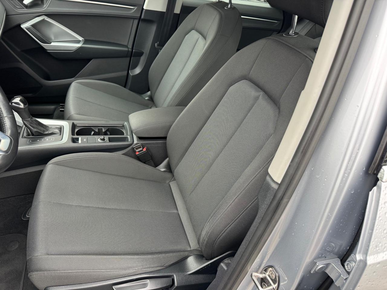 Audi Q3 40 TDI quattro S tronic Business Advanced