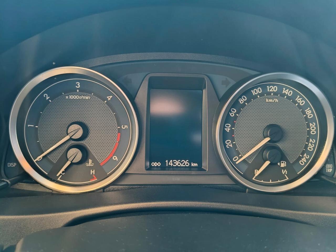 Toyota Auris 1.4 D-4D Lounge