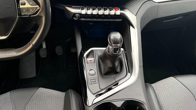 PEUGEOT 3008 1.2 TURBO 130CV S&S ALLURE PACK *C.L.18*NAVI*4CAM*