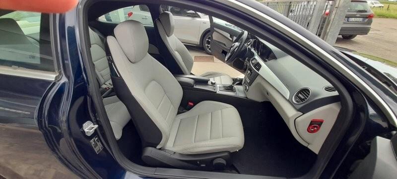 Mercedes-benz C 220 C 220 CDI BlueEFFICIENCY Coupé Executive
