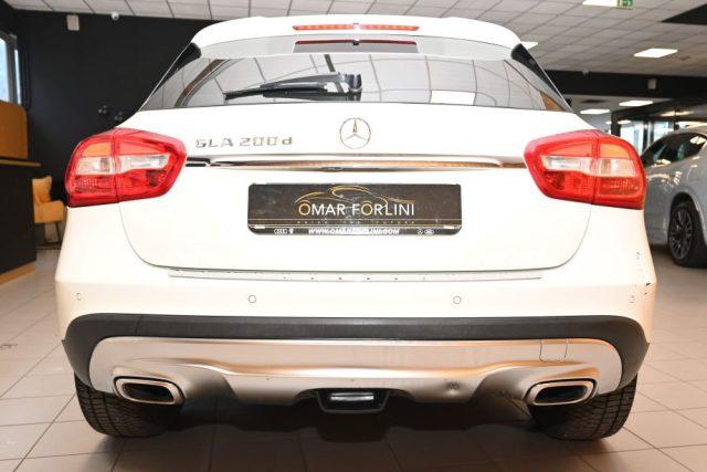 MERCEDES-BENZ GLA 200 CDI AUTO F1 SPORT 136CV NAVI CAM XENO PDC 18"FULL!