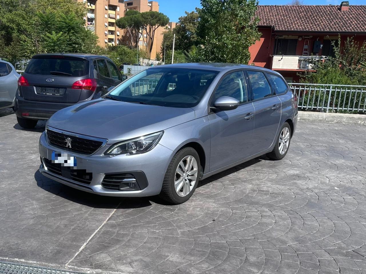 Peugeot 308 BlueHDi 130 S&S Business