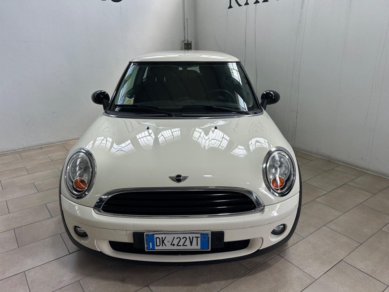 Mini 1.4 16V One Chili