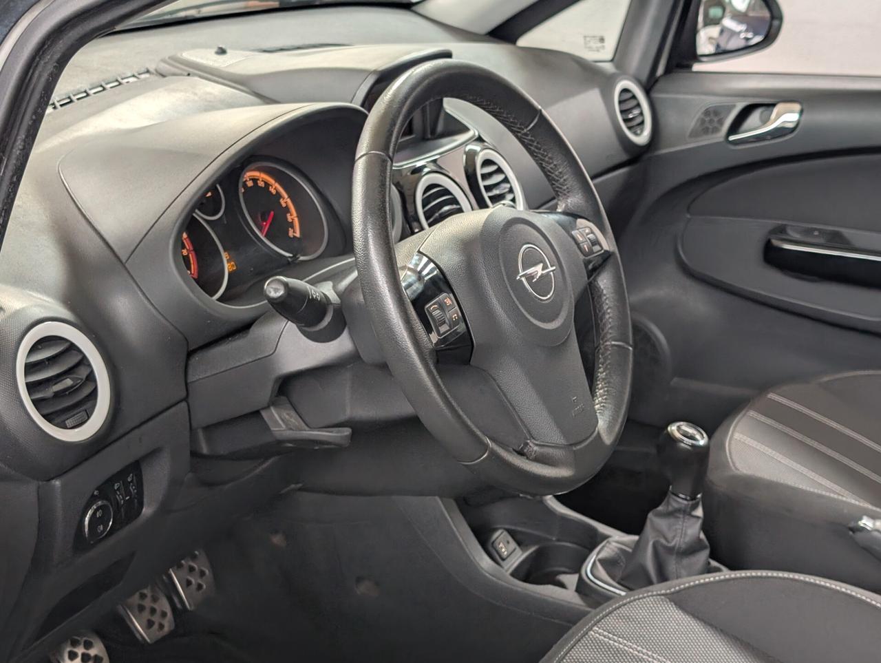 Opel Corsa 1.2 85CV 3 porte GPL-TECH b-color