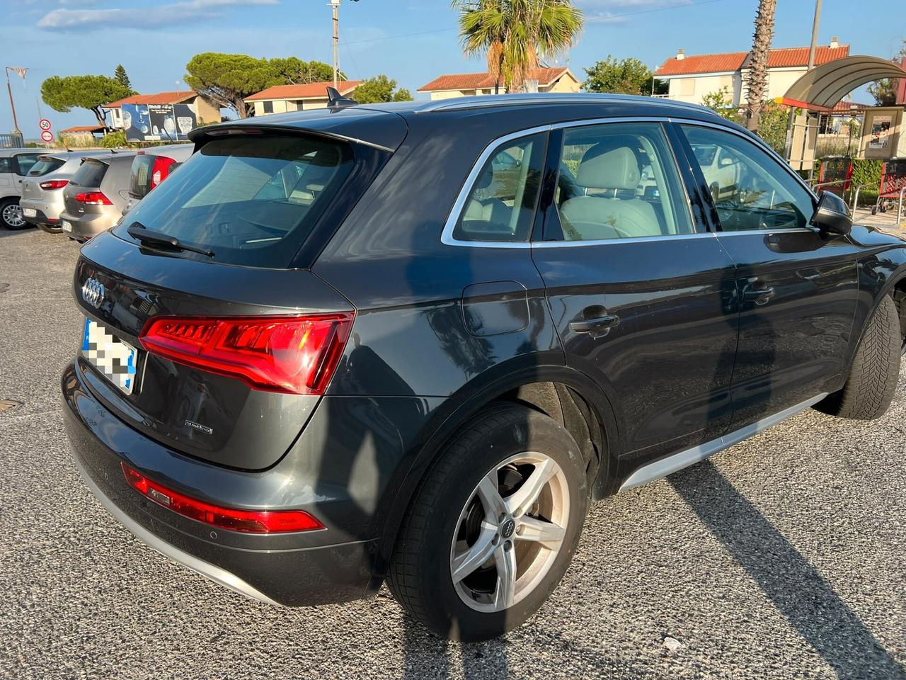 Audi Q5 2.0 TDI quattro S tronic Business Sport