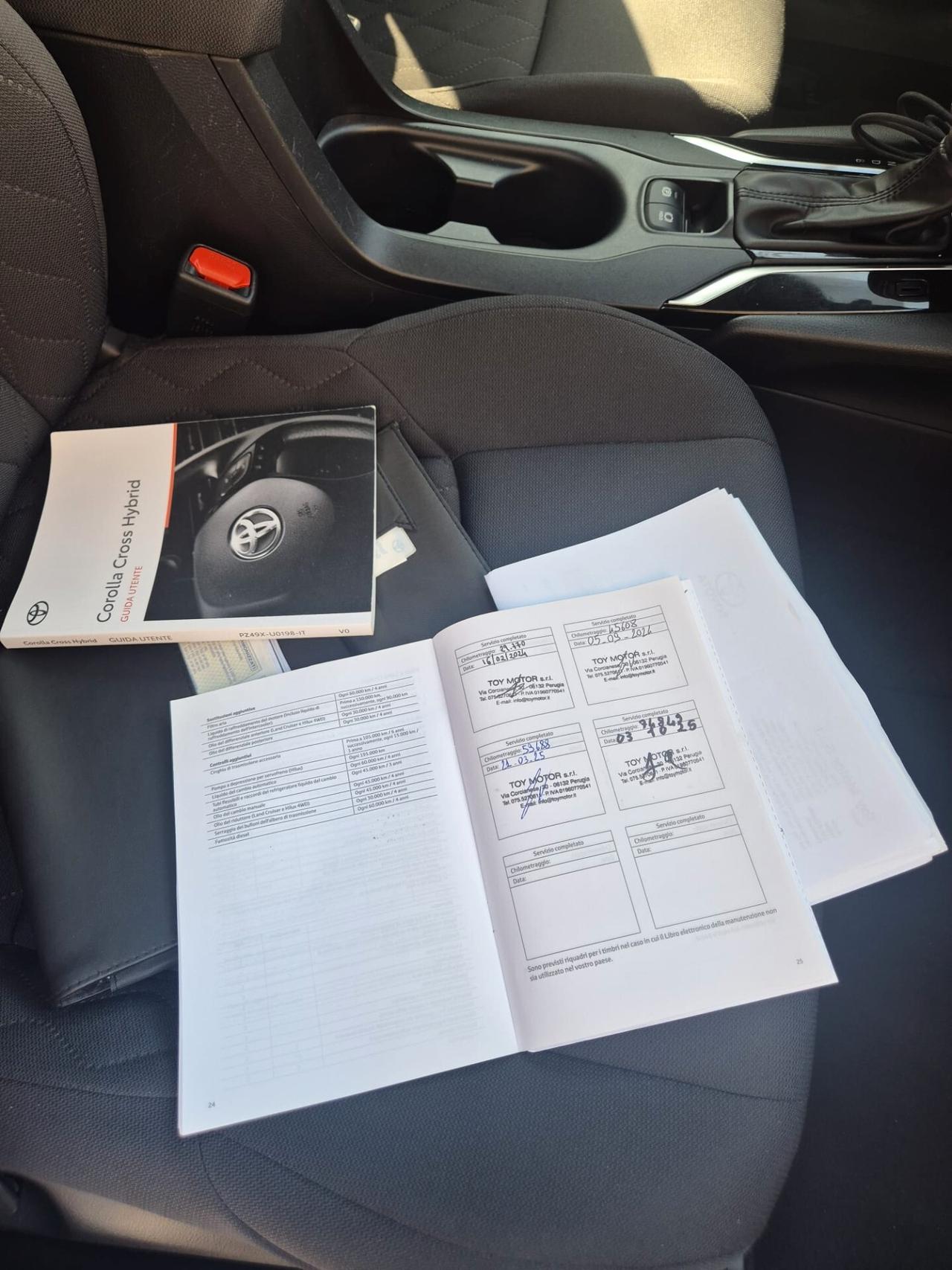 Toyota Corolla Cross 2.0 Hybrid 197 CV E-CVT Lounge