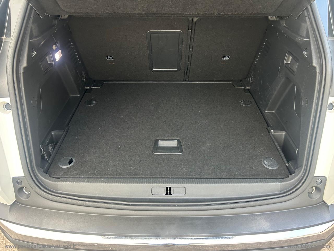 PEUGEOT 3008 BlueHDi 130 S&S EAT8 GT Line AUTOCARRO N1