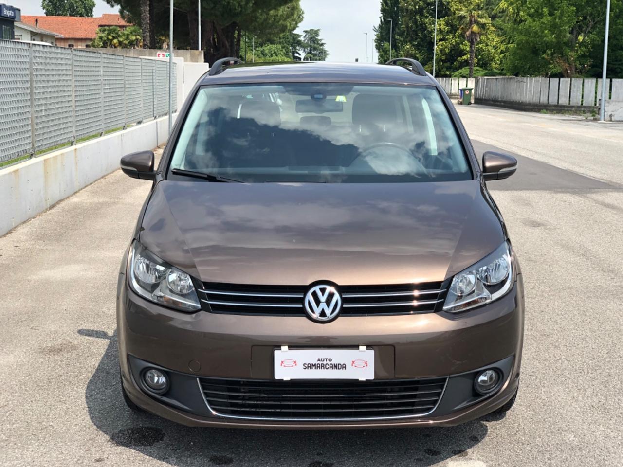 Volkswagen Touran 1.6 TDI 105CV 7 POSTI 2014
