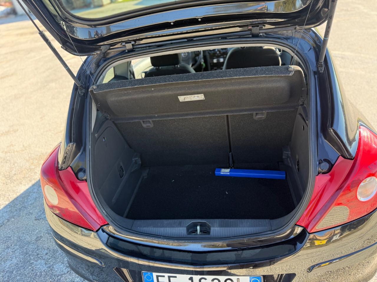 Opel Corsa Diesel 1.3 CDTi 75cavalli NEOPATENTATI