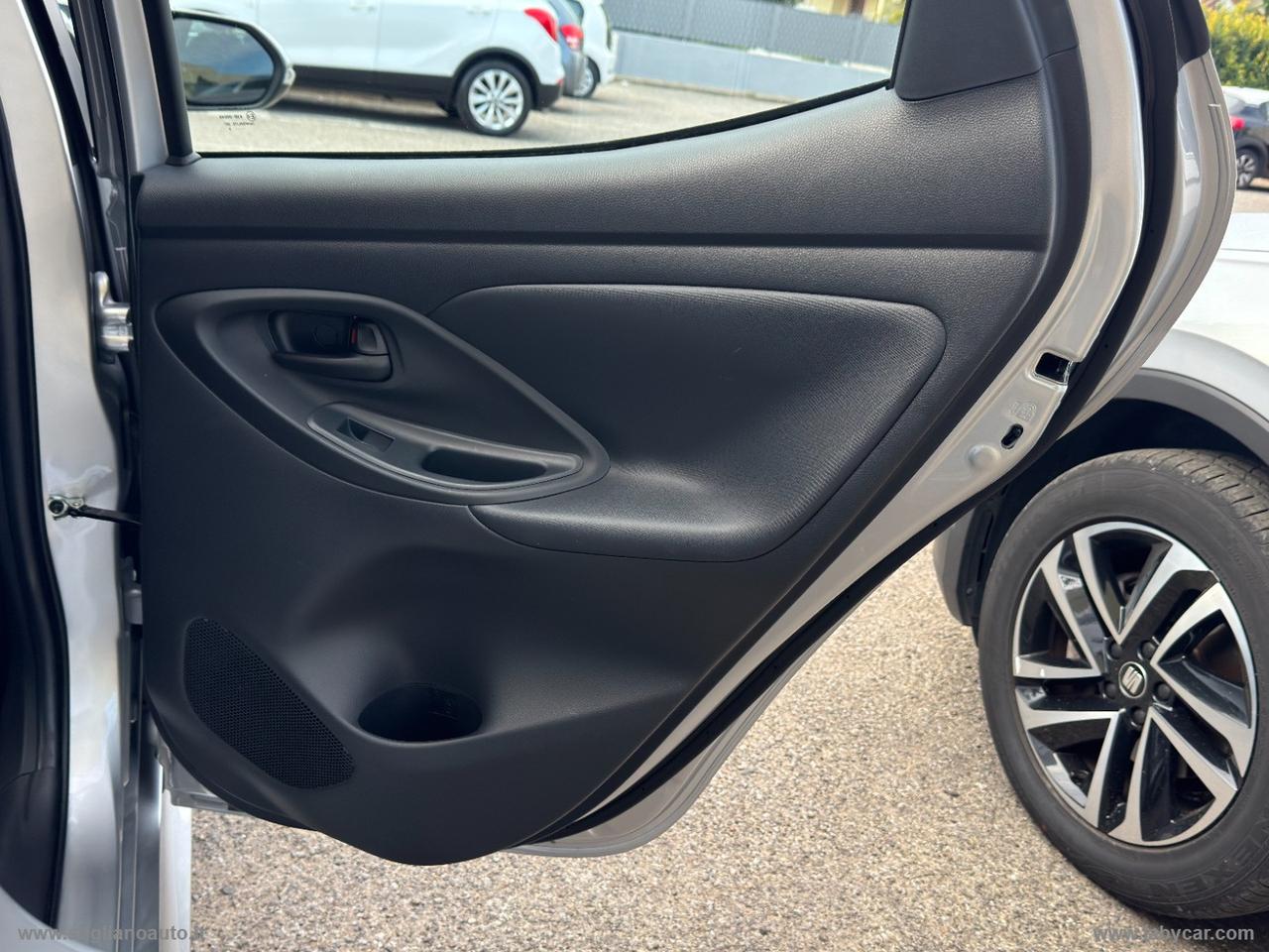 TOYOTA Yaris 1.5 Hybrid 5p. Business PACK