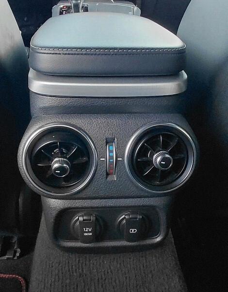 Kia Stinger 3.3 T-GDI AWD AT8 GT