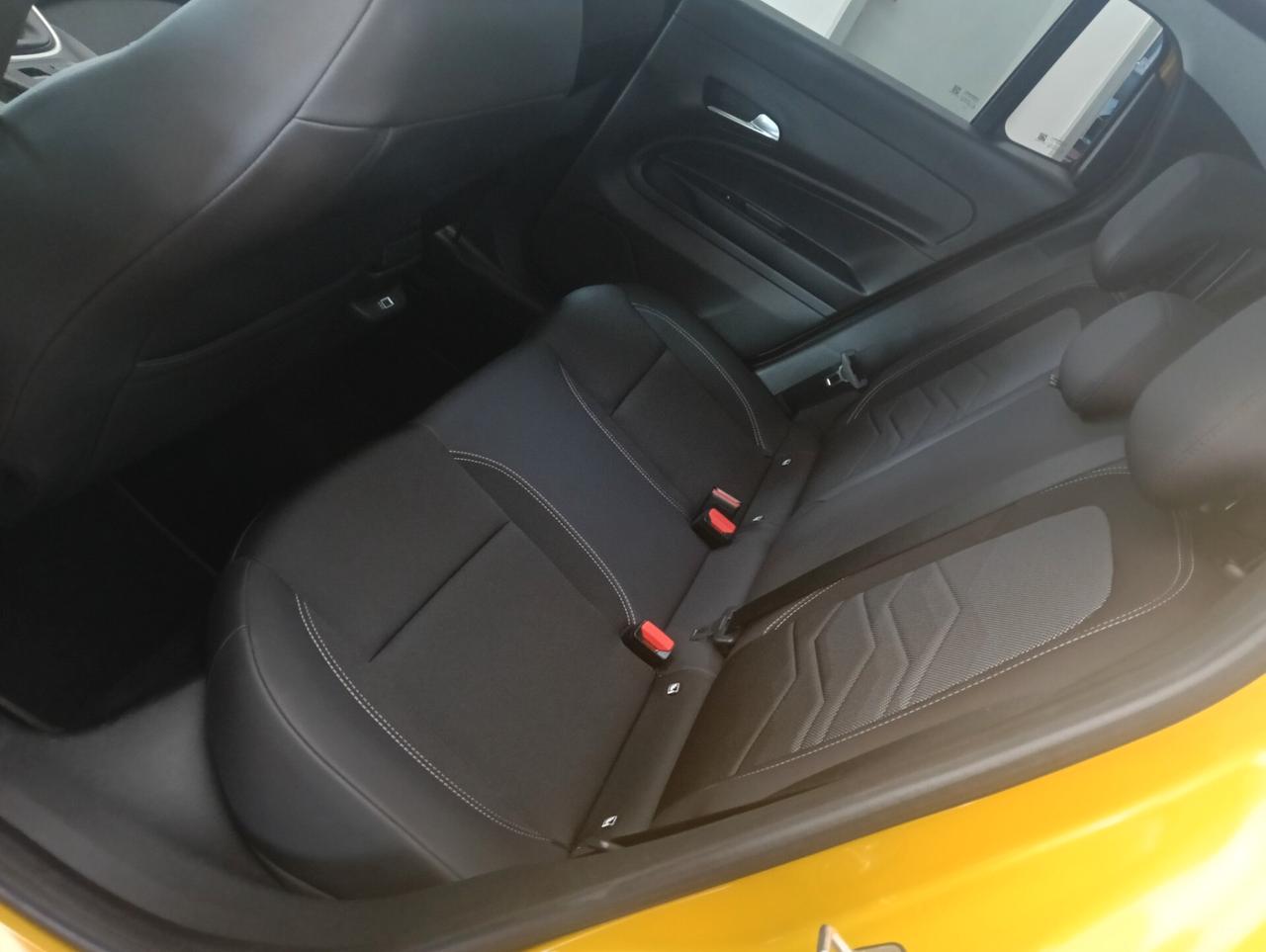 Jeep Avenger 1.2 Turbo 100 CV Summit