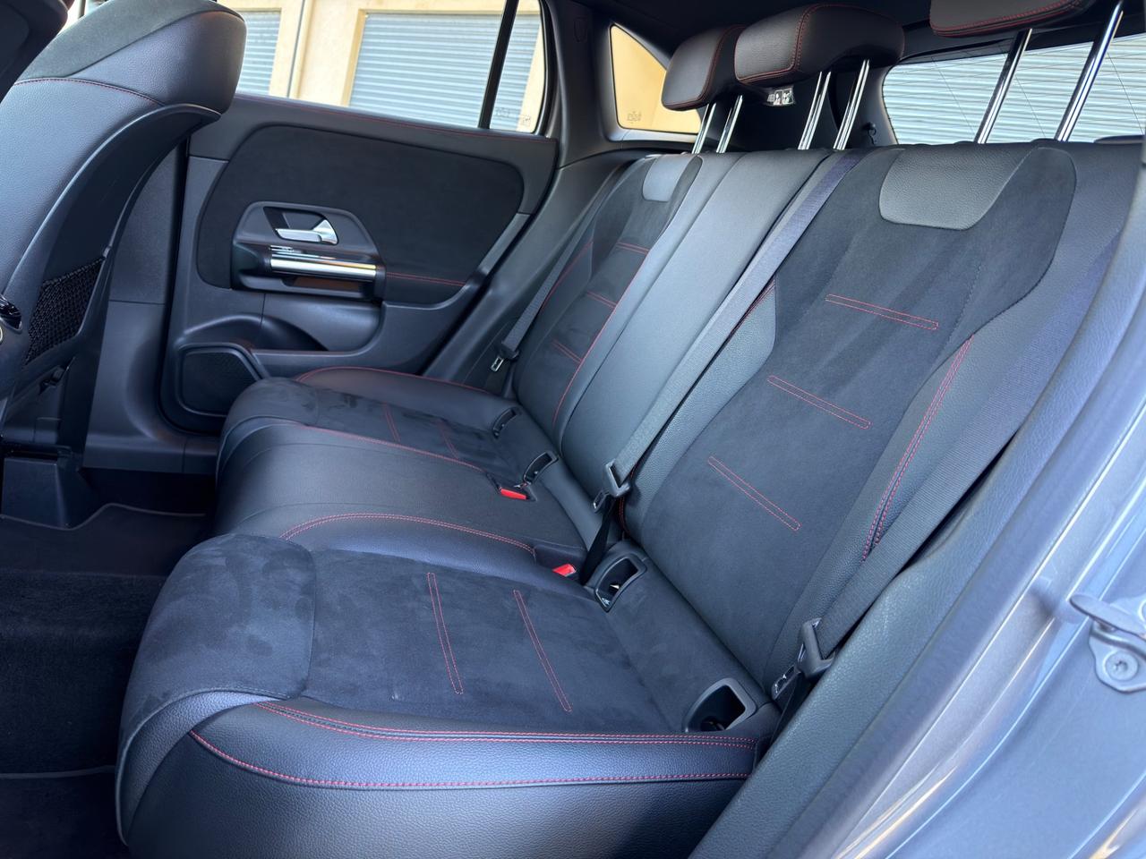 Mercedes-benz GLA 200 d AMG Premium - IVA ESPOSTA