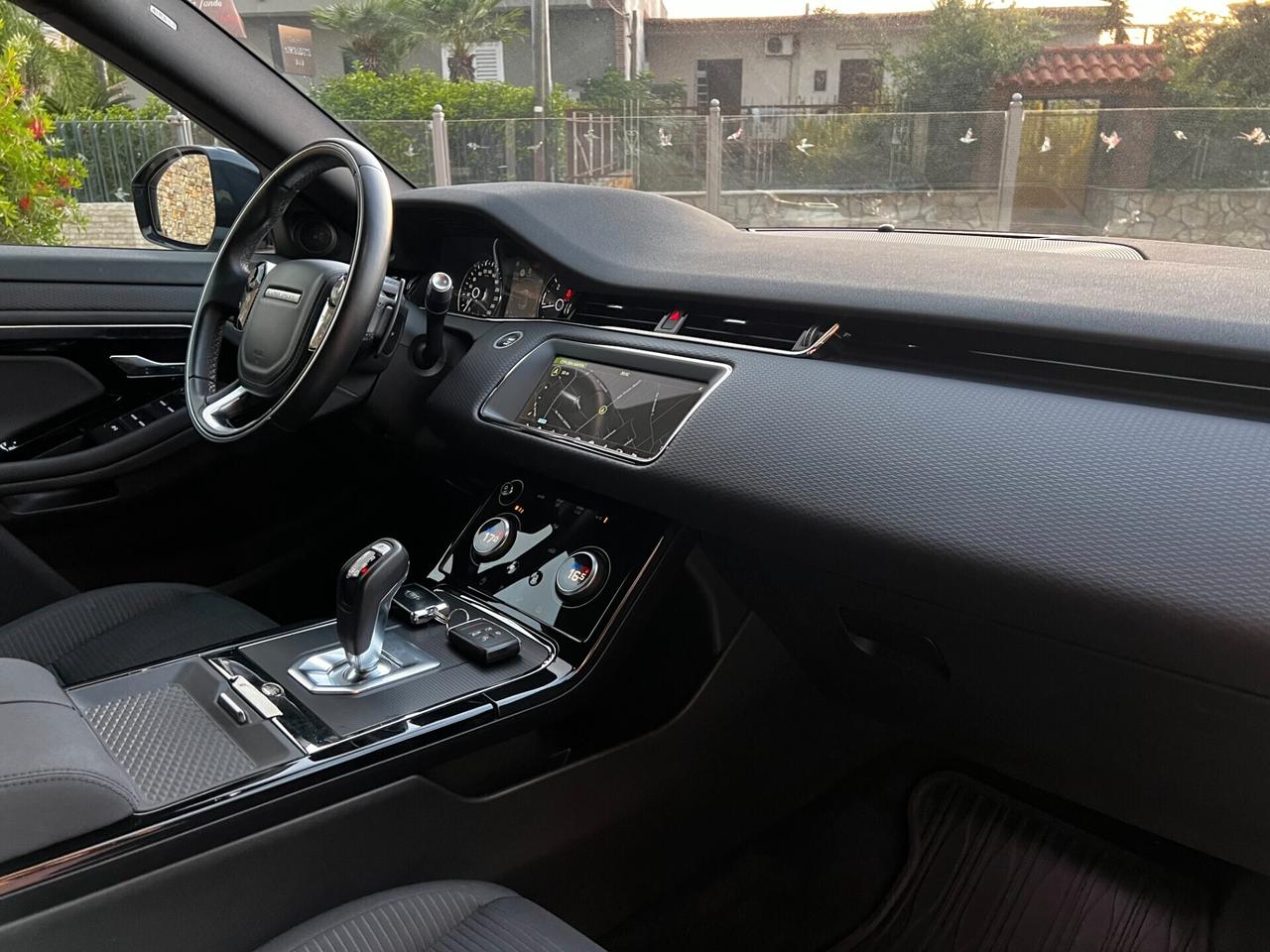 Range Rover Evoque 2.0D 150 CV R-Dynamic-2020