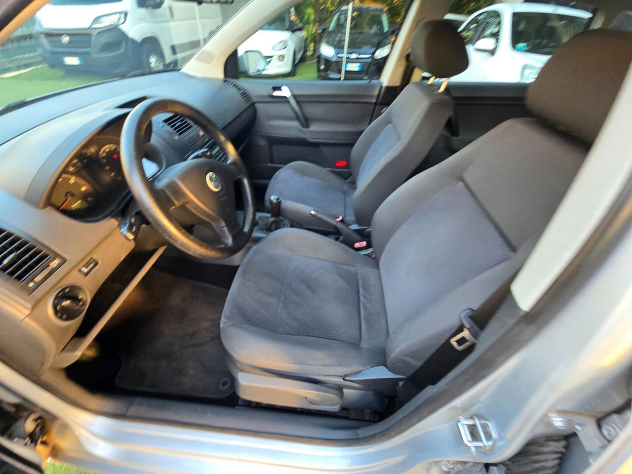 Volkswagen Polo 1.4BENZ 80CV SOLO 99000KM-2007