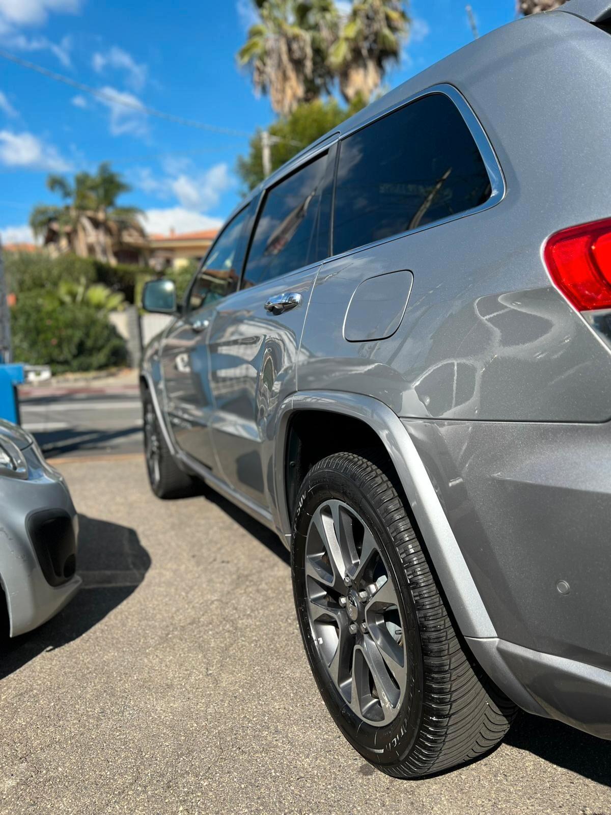 Jeep Grand Cherokee 3.0 V6 CRD 250 CV Multijet II Overland