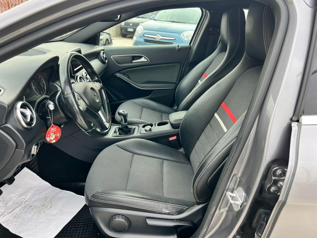 Mercedes-benz A 180 D 110CV SEDILI R-NAVIG-