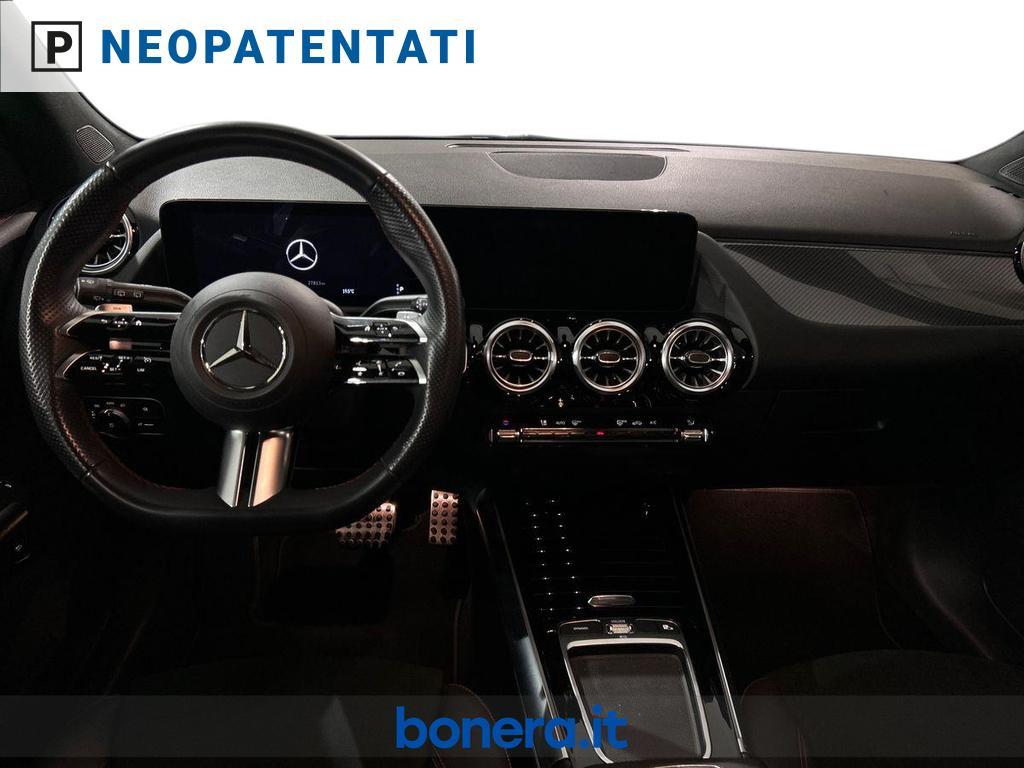 Mercedes GLA 180 180 D AMG Line Premium Plus 8G-DCT