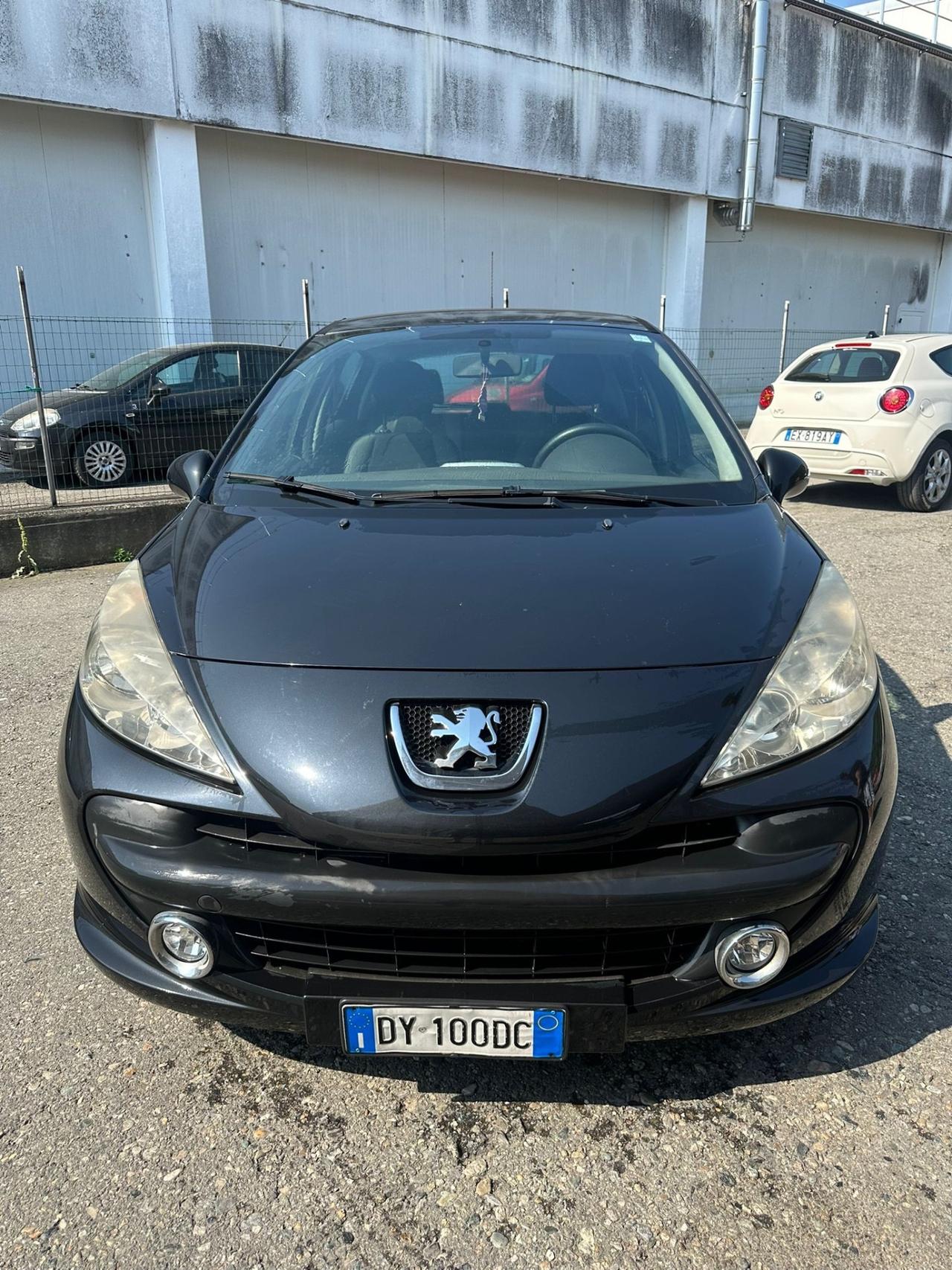 Peugeot 207 1.4 8V 75CV 5p. X Line ECO GPL