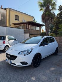 Opel Corsa 1.2 5 porte Black Edition