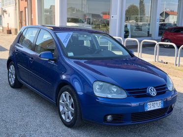 Volkswagen Golf 1.6 16V FSI 5p. Sportline