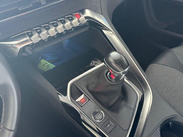 PEUGEOT 3008 PureTech Turbo 130 S&S Allure Pack