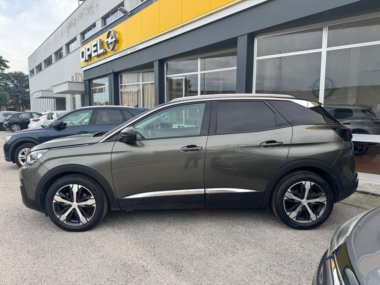 Peugeot 3008 BlueHDi 130 S&S Allure