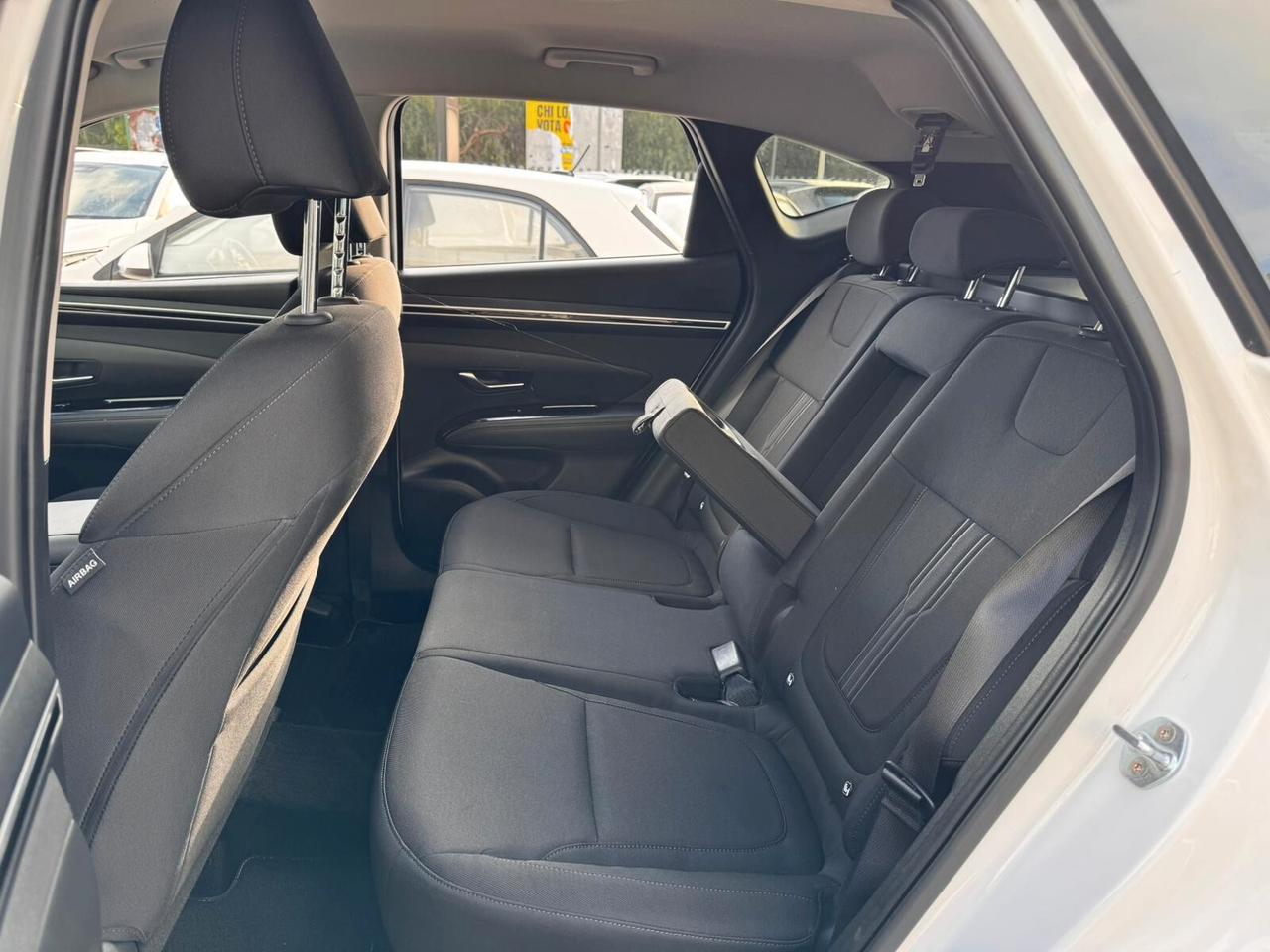 HYUNDAI TUCSON 1.6 HEV 2023 SUPER ACCESSORIATA