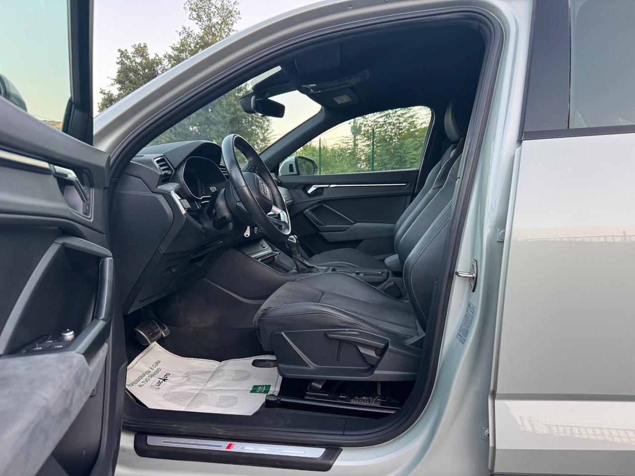 Audi Q3 40 TDI quattro S tronic S line edition