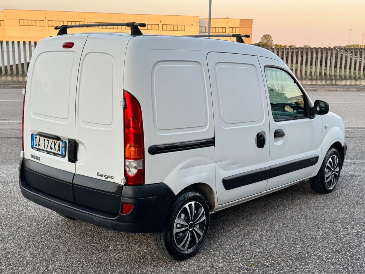 Renault Kangoo 1.5 DCI 85cv