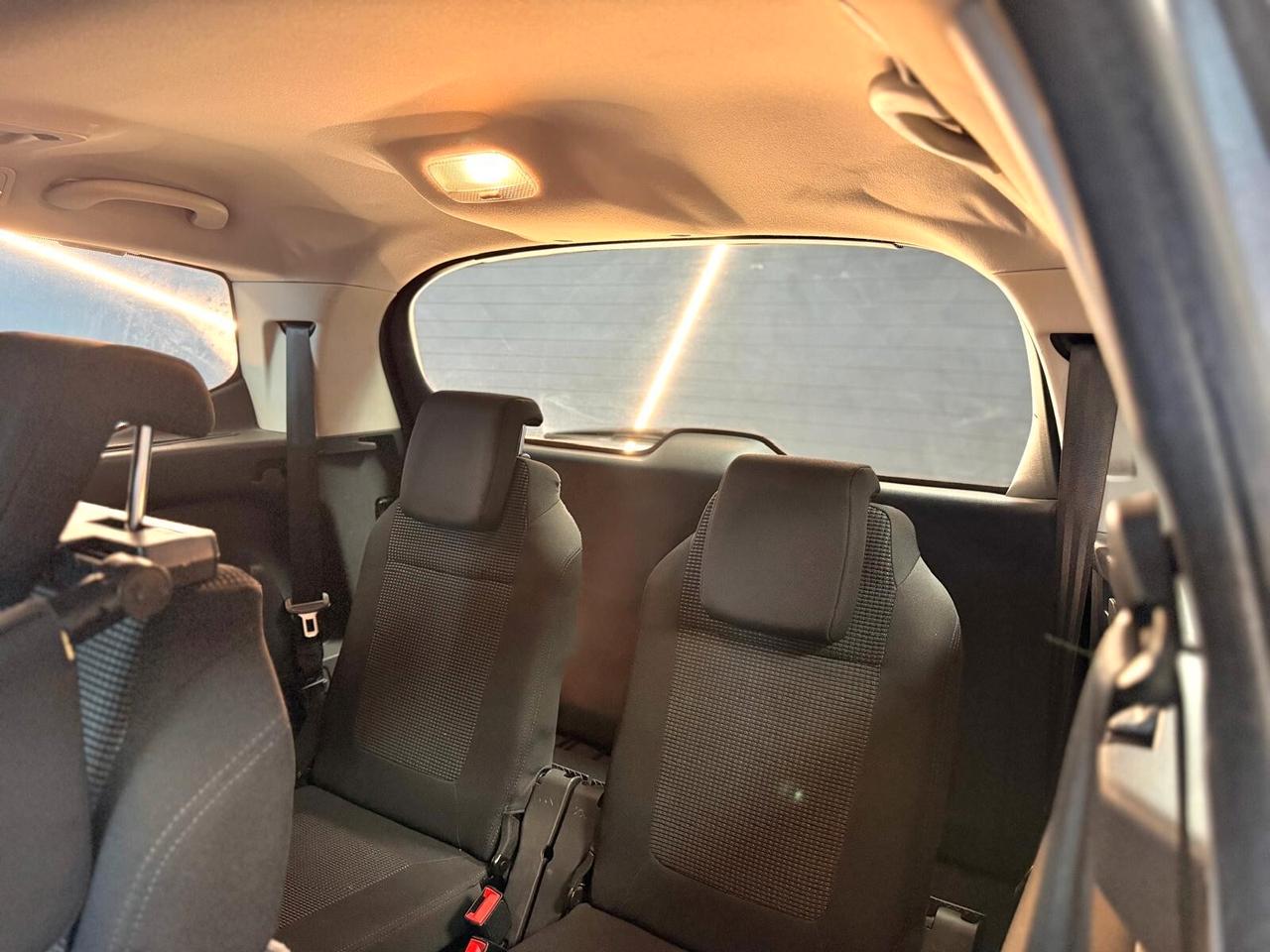 Peugeot 5008 1.6 HDi 112CV Tecno