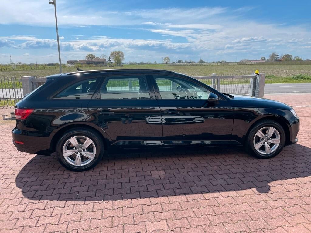 Audi A4 2.0 TDI 150 CV ultra S tronic Business Sport