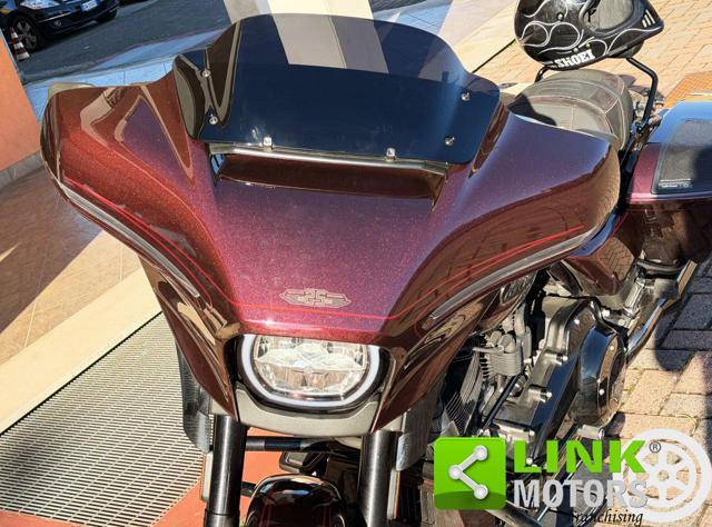 HARLEY-DAVIDSON CVO Street Glide 25th Anniversary 121 Copperhead