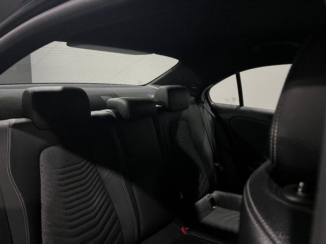 MERCEDES-BENZ A 180 d SEDAN Automatic Business