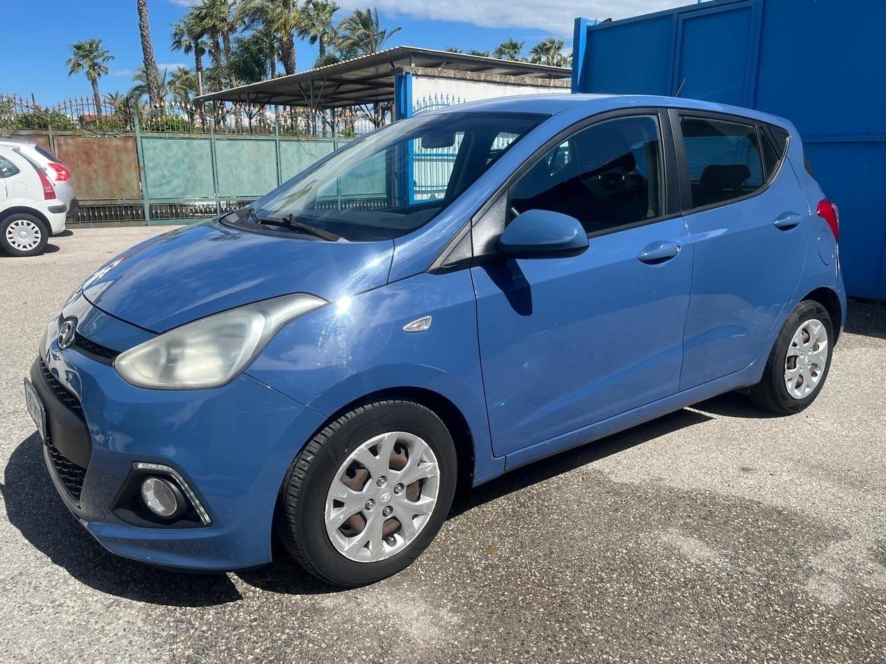 Hyundai i10-1.0 gpl - full opt-2015
